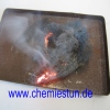 Bild: Feuer machen mit Eisenwolle und einer Batterie