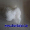 Bild: Feuer machen mit Eisenwolle und einer Batterie