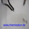 Bild: Reaktion von Lithium und Natrium mit Wasser