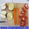 Bild: Vitamin C-Nachweis mit Teststäbchen
